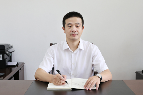 副院长：倪斌